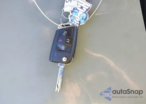 2018 Volkswagen Tiguan 2.0T Se/2.0T Sel z USA, uszkodzony, nr VIN 3VV3B7AX2JM033139